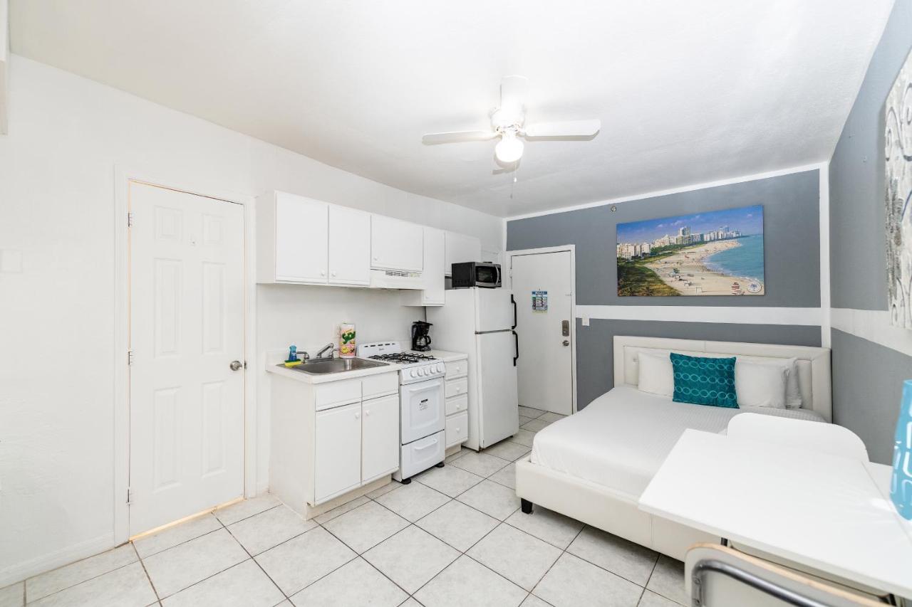 Ocean Drive Beach Apartments Miami Beach Exterior photo